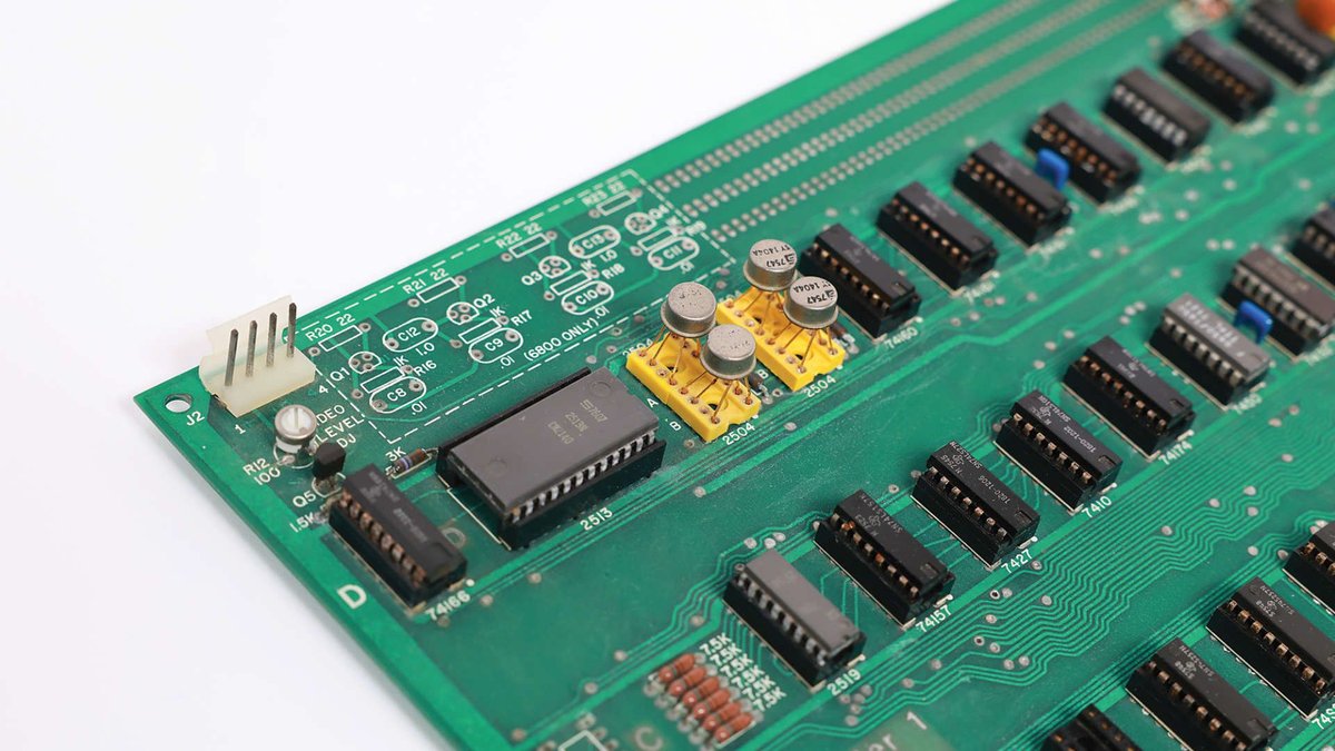 苹果原型板拍出275万美元天价，科技文物成投资新宠