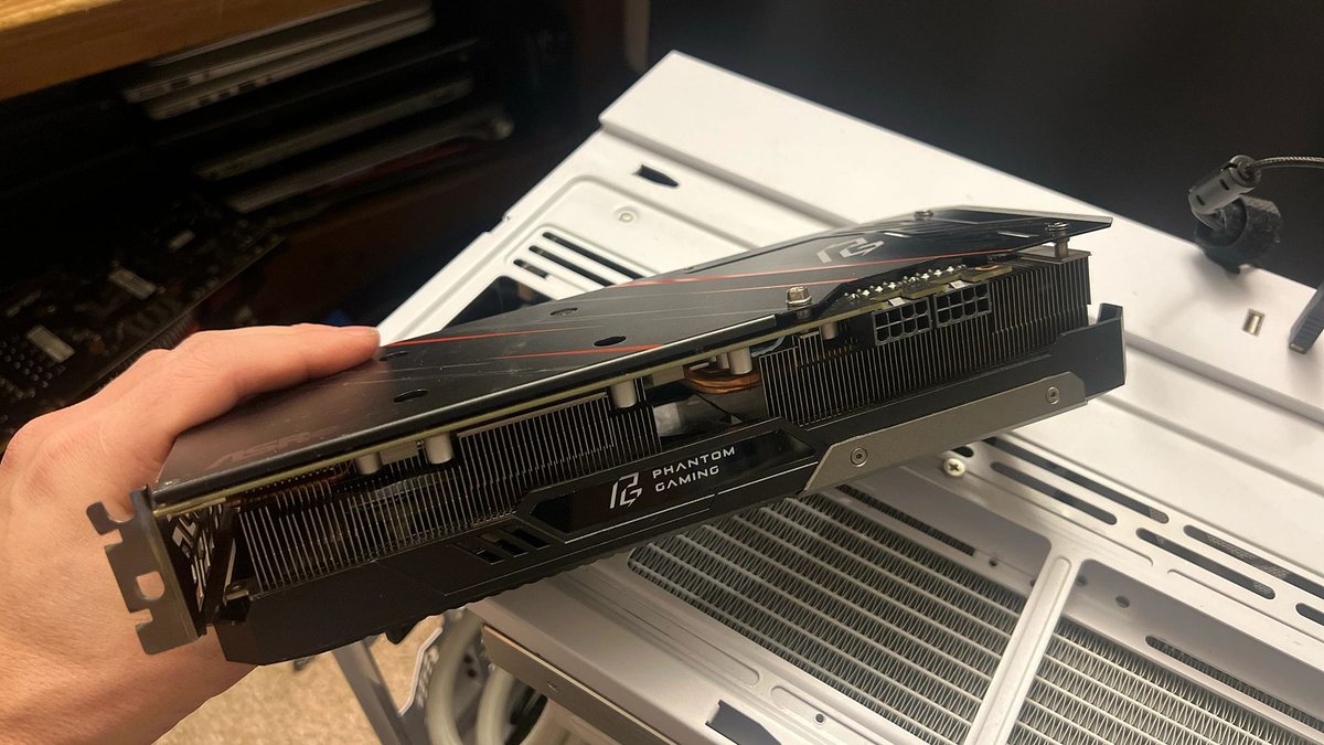 5美元捡漏RX 5700 XT！二手店成AI时代显卡宝藏地